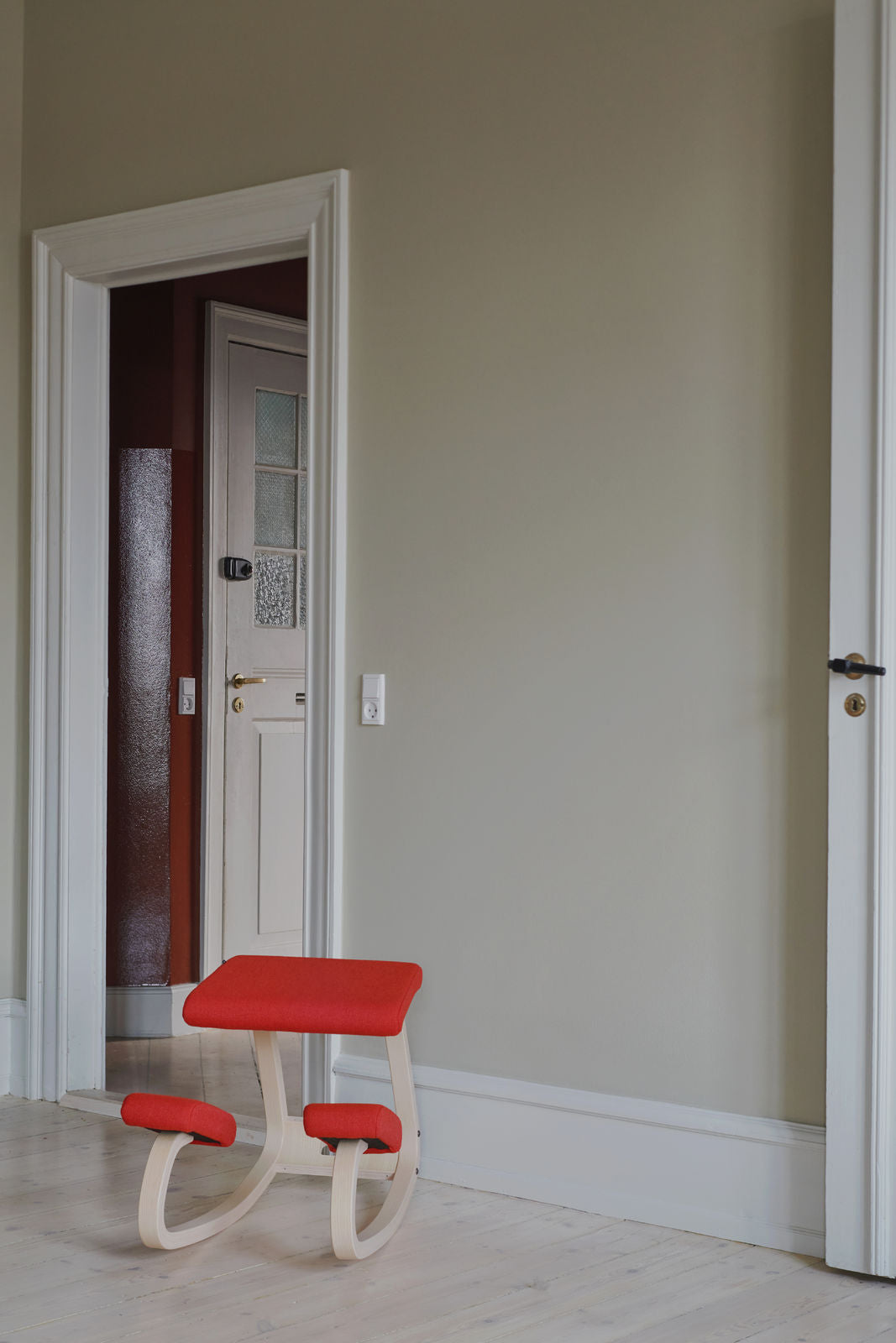 Variable Plus Chair by Varier - Red - Home usage