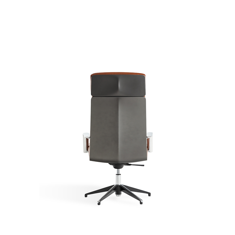 Type 7 Office Chair by Bugatti Home