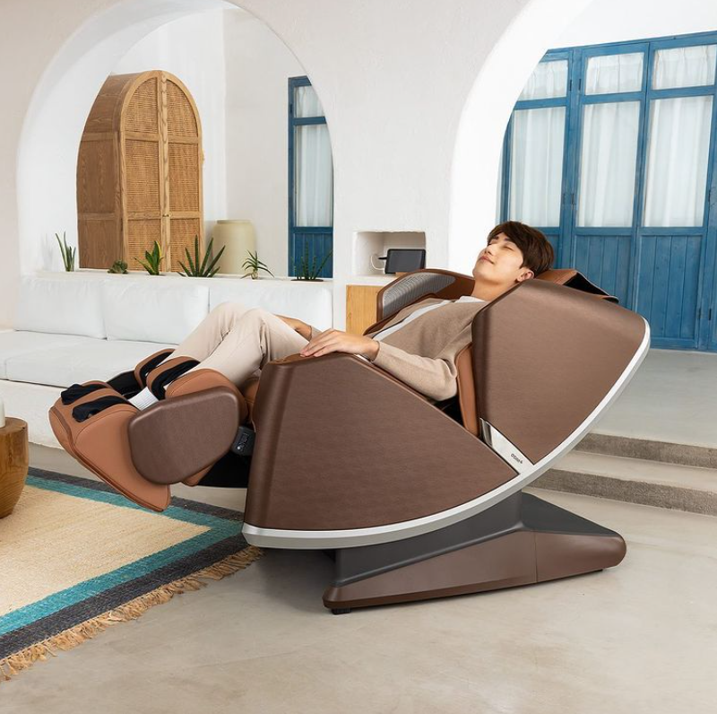 uLove3 by OSIM in a modern Livingroom, full reclining-angle