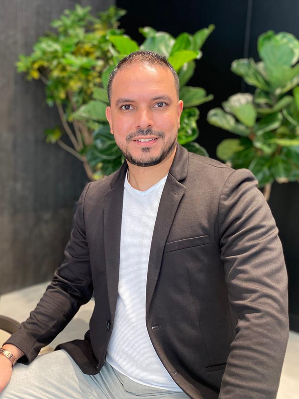 Moustafa Mahmoud, Store Manager