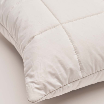 vispring wool pillow detail